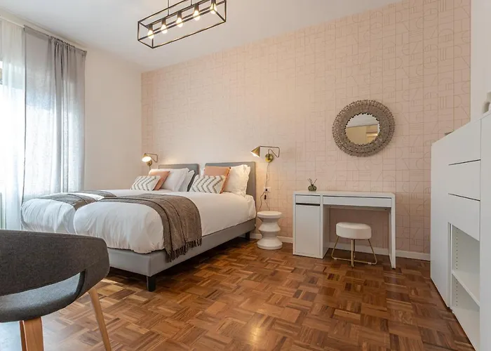 Ych-bright And Cozy Flat In Pigneto *